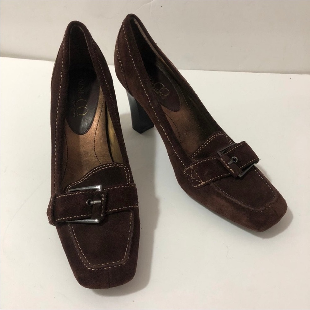 Vintage Suede Nine & Co by Nine West size 8.
Buckle accent, Brown Classic Heels